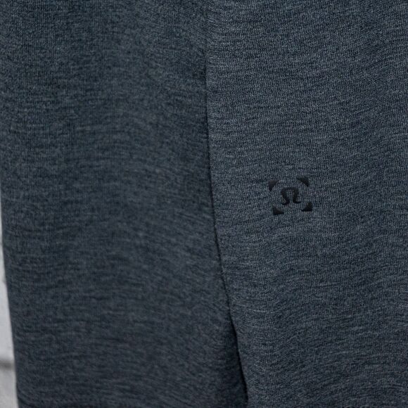 Lululemon Men's Long Sleeve Henley Shirt in Dark Gray Size XL - Picture 3 of 6